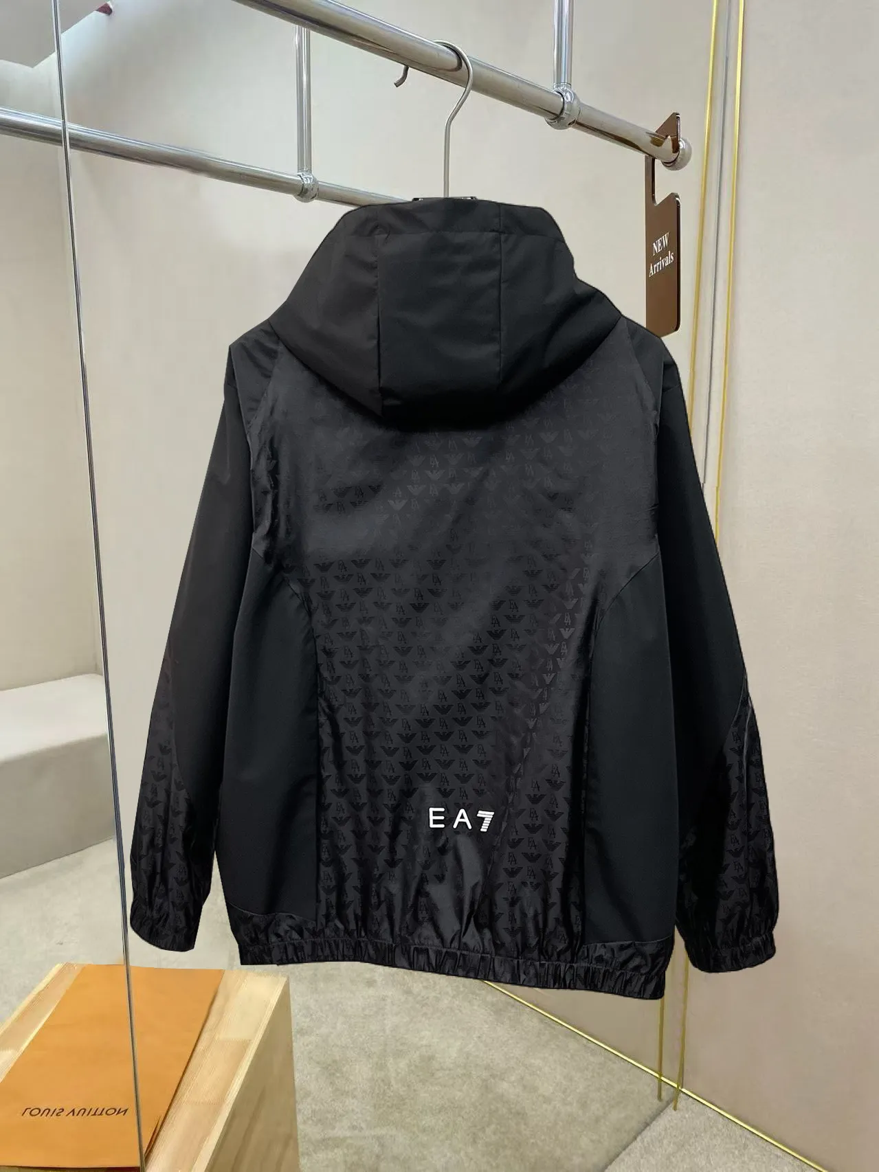 Same Style， ， 2026 New Arrival ，Original Premium Breathable ， ， ， Quality。 ， Sizes：M～3XL，